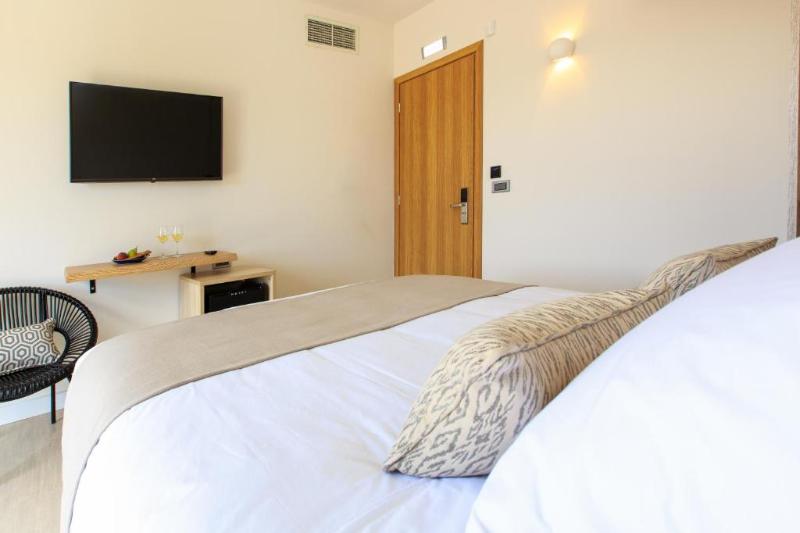 180 South Seaside Hotel image