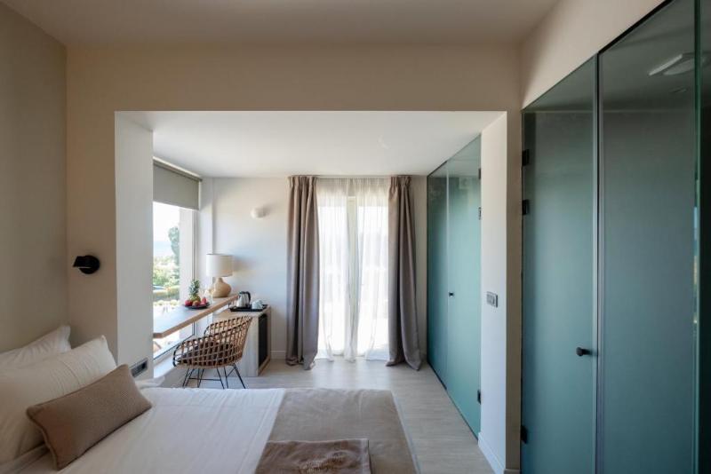180 South Seaside Hotel image