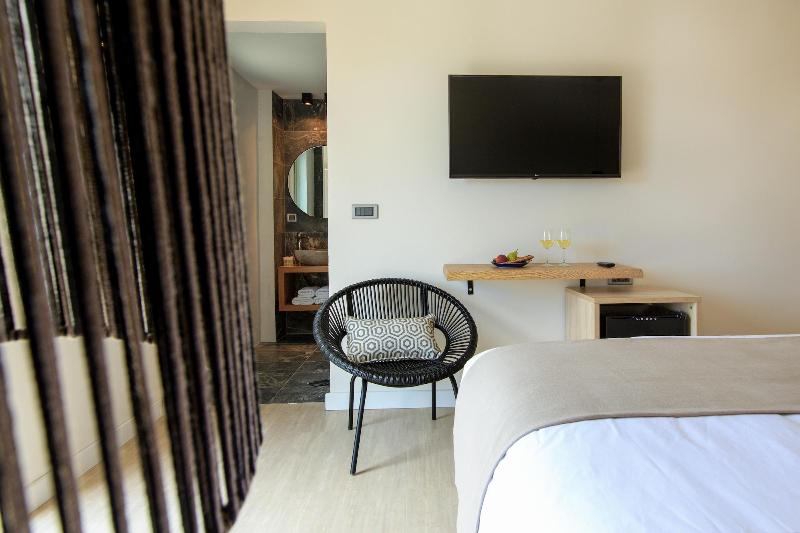 180 South Seaside Hotel image