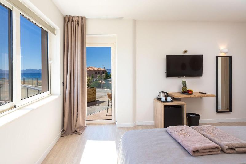180 South Seaside Hotel image