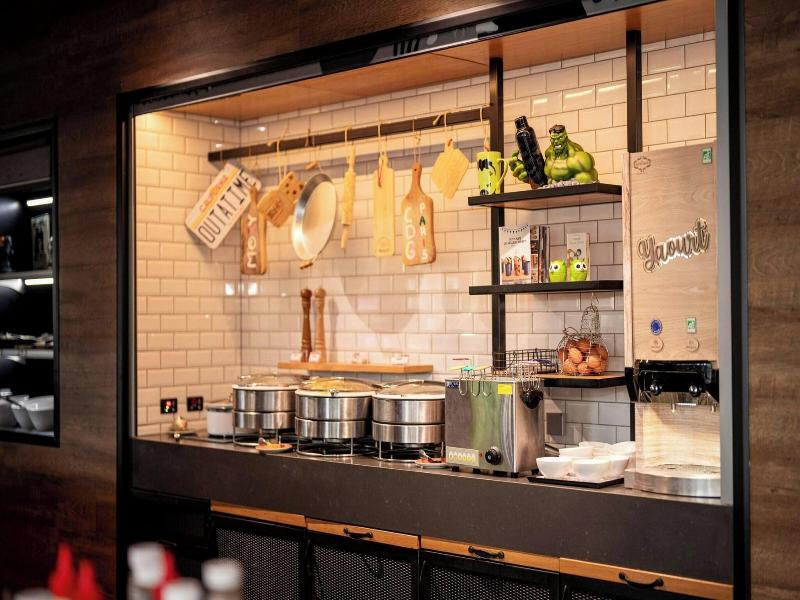 Moxy Paris Charles De Gaulle Airport image