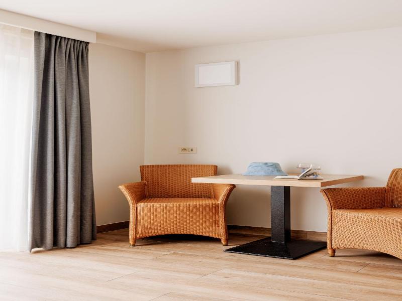 Hotel Paradisio By Wp Hotels image