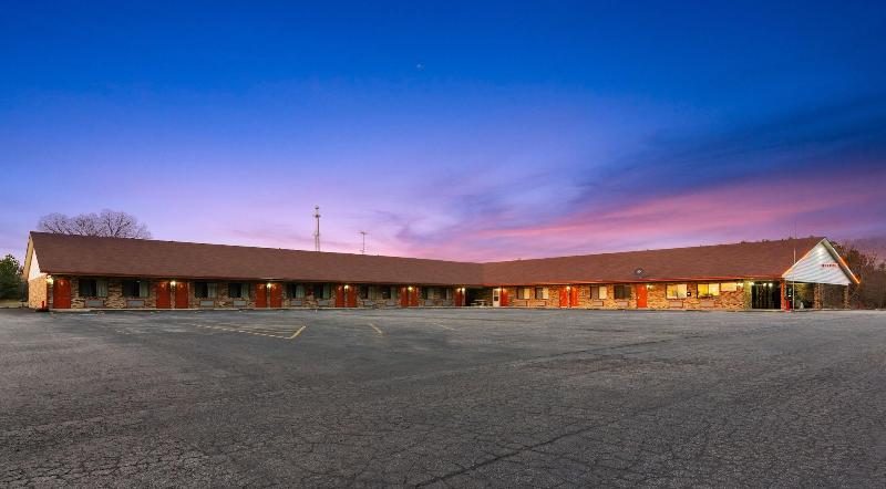 Executive Inn Portland — general view