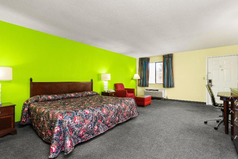 Executive Inn Portland — exterior view