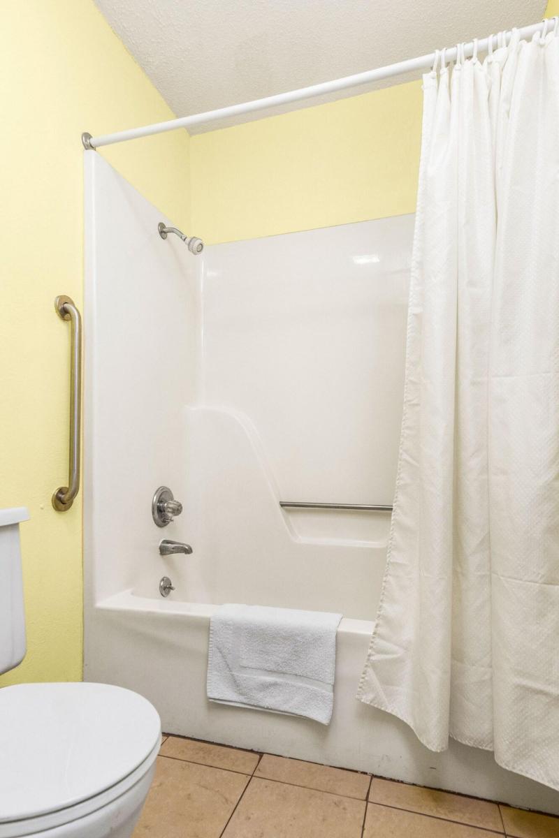 Executive Inn Portland 4