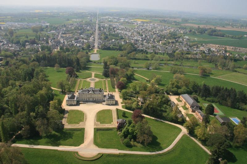 Chateau De Craon image