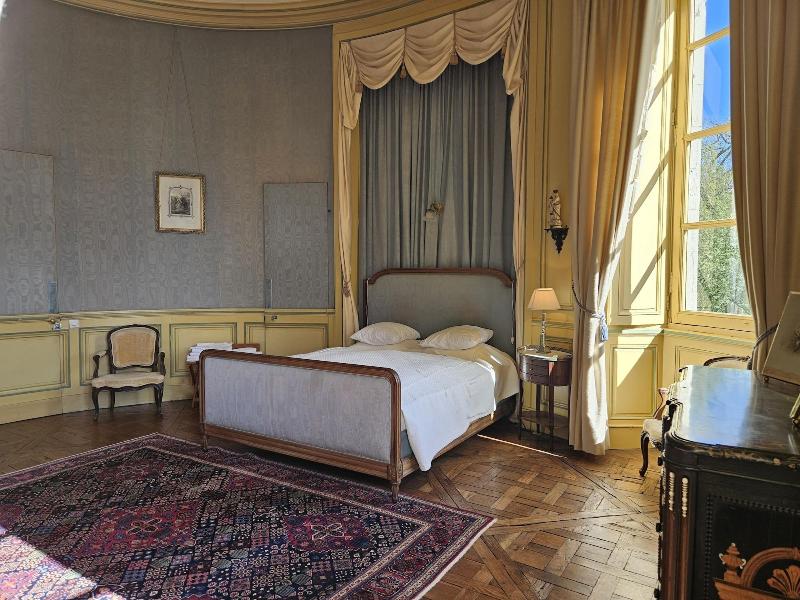 Chateau De Craon image