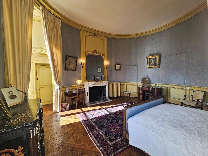 Chateau De Craon image
