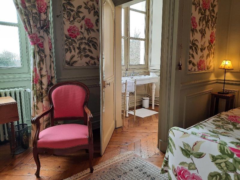 Chateau De Craon image