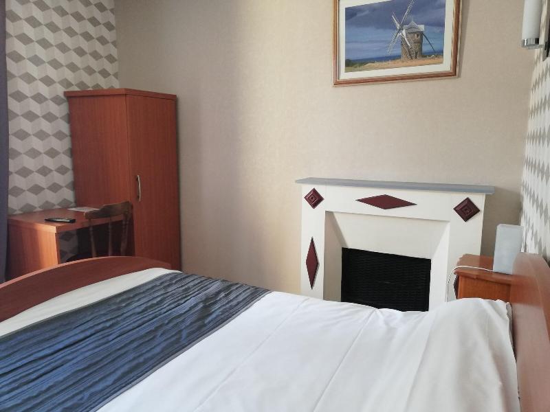 Hotel De France image