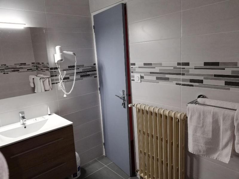 Hotel De France image