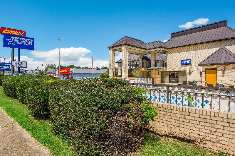 Americas Best Value Inn Wadesboro image 10