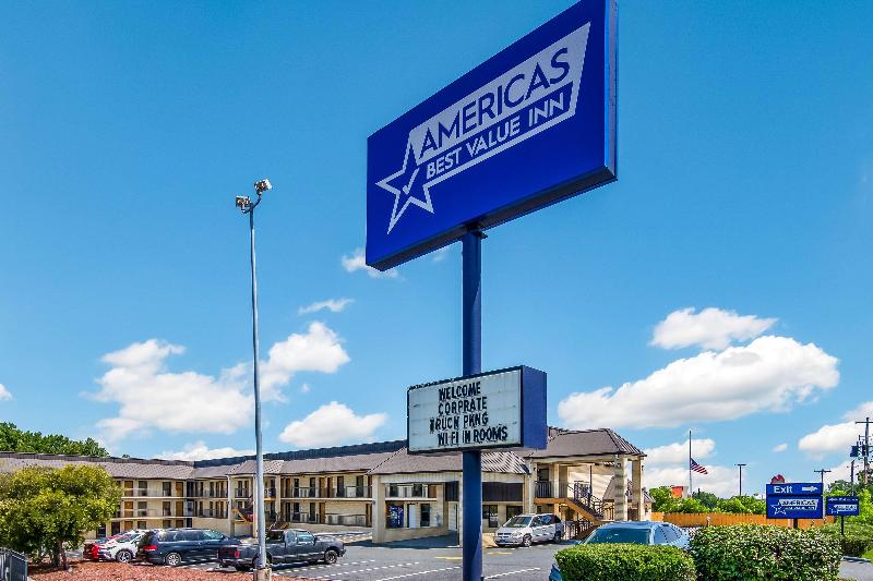 Americas Best Value Inn Wadesboro image