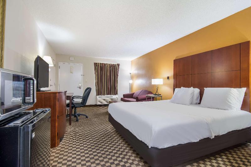 Americas Best Value Inn Wadesboro image