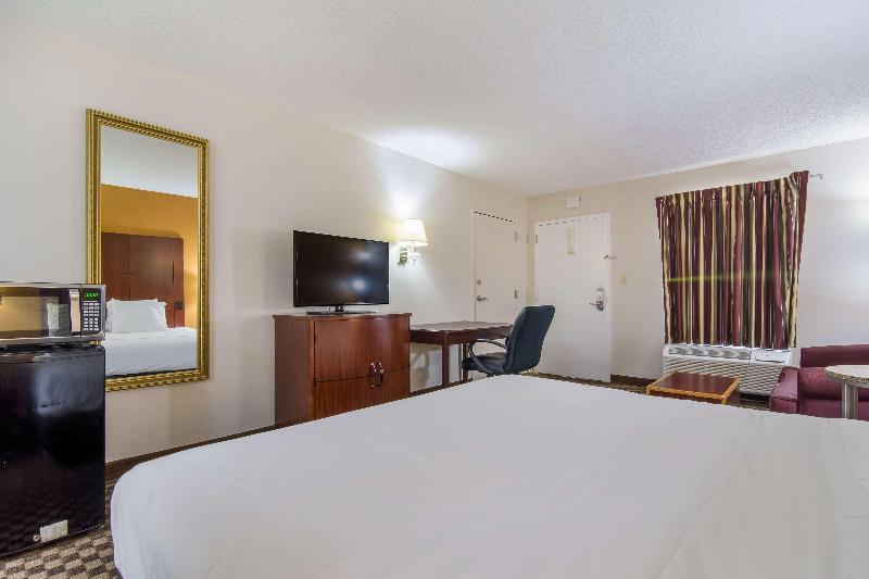 Americas Best Value Inn Wadesboro image