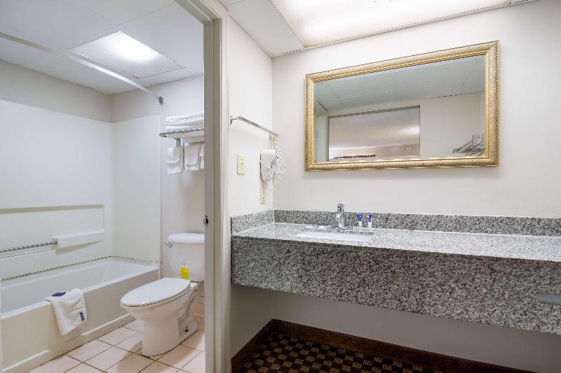 Americas Best Value Inn Wadesboro image
