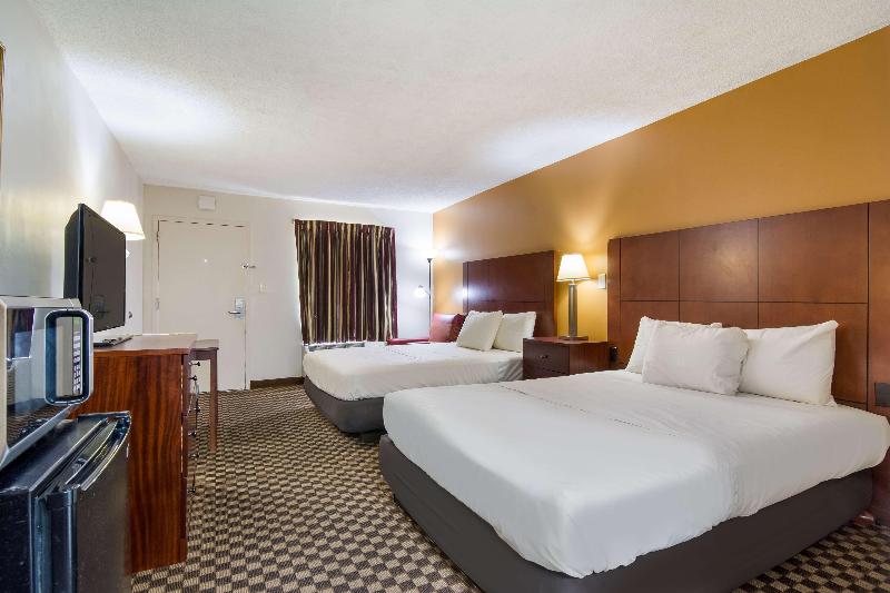 Americas Best Value Inn Wadesboro image 3