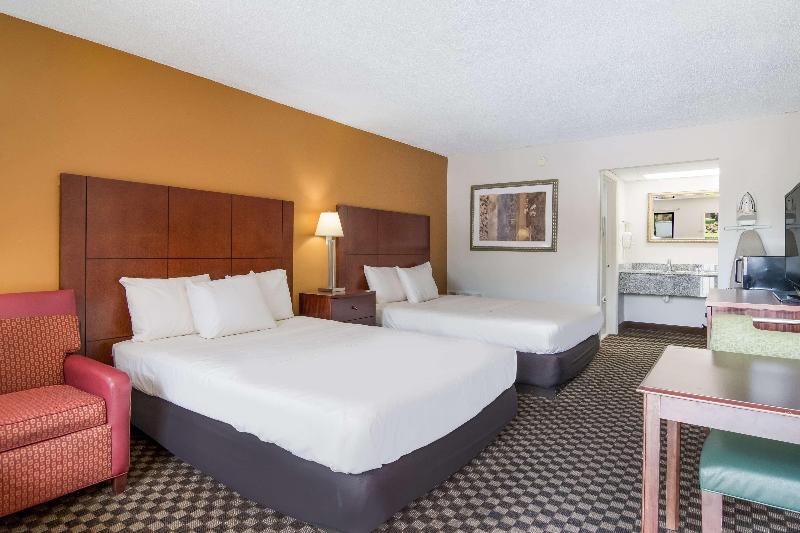 Americas Best Value Inn Wadesboro image