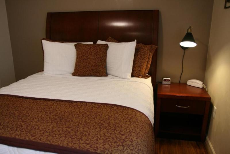Affordable Corporate Suites - Statesville 3