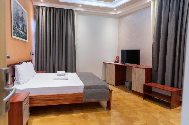 Hotel Kutko image