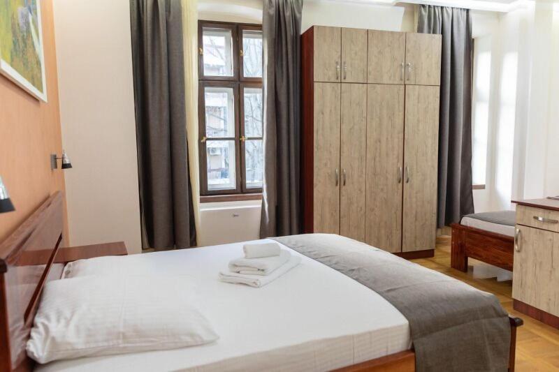 Hotel Kutko image