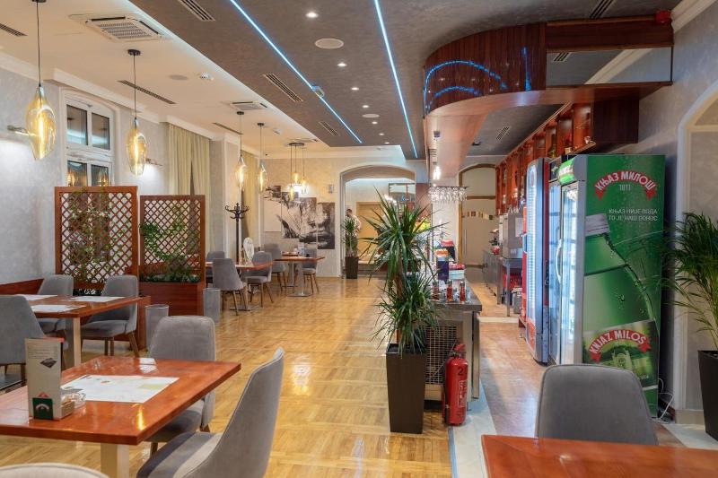 Hotel Kutko image