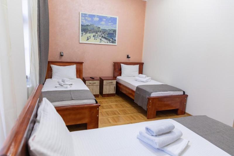 Hotel Kutko image