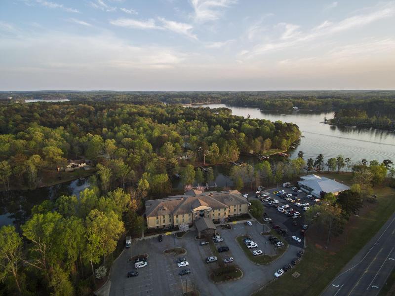 The Lodge On Lake Oconee image