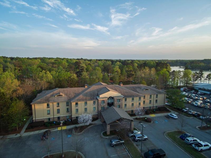 The Lodge On Lake Oconee image