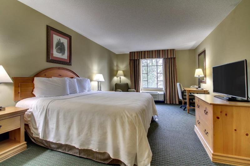 The Lodge On Lake Oconee image 4