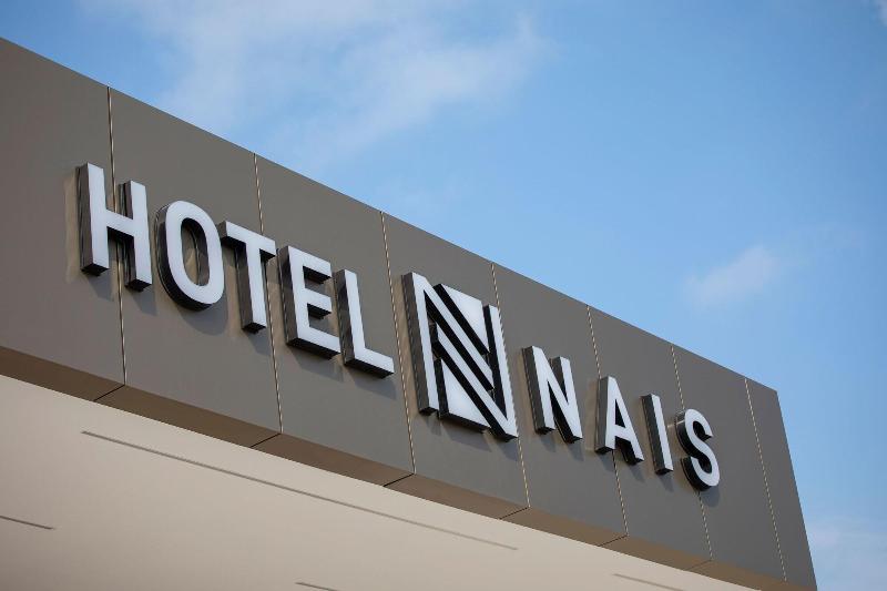 Hotel Nais image