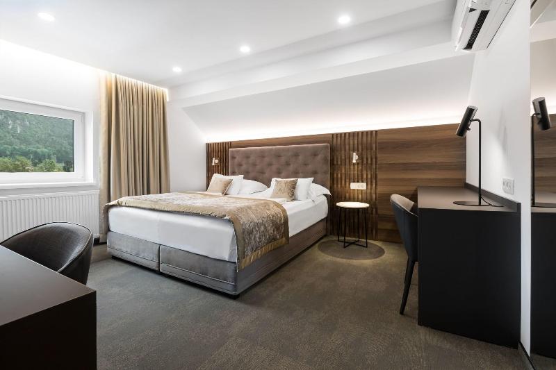 Cirman Rooms image