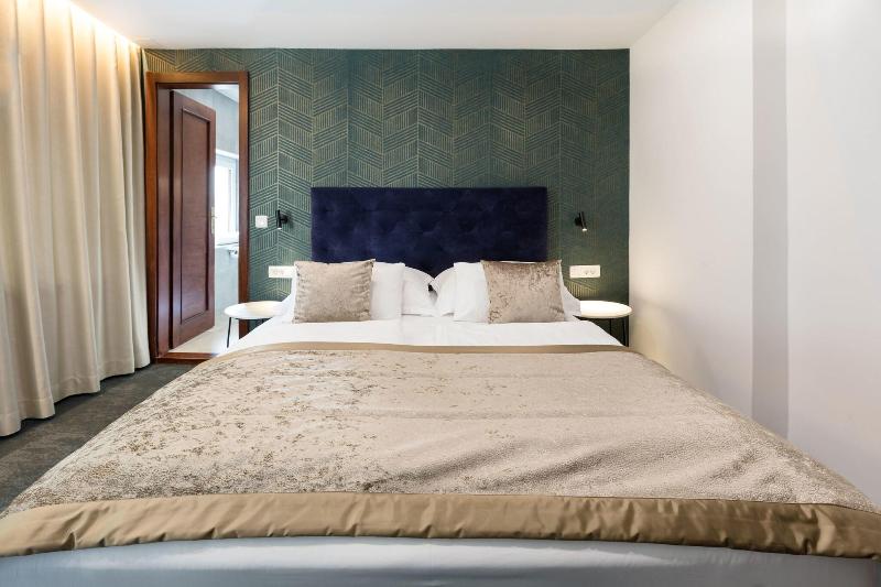 Cirman Rooms image