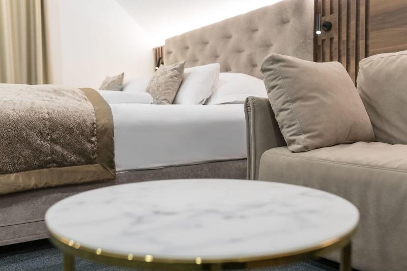 Cirman Rooms image