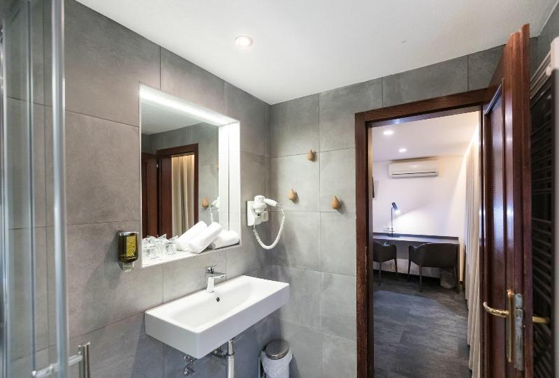 Cirman Rooms image
