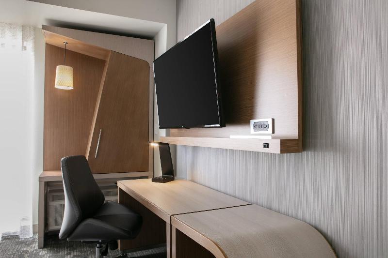 Courtyard by Marriott Sioux City Downtown/Conventi image