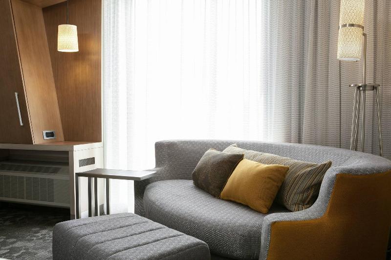 Courtyard by Marriott Sioux City Downtown/Conventi image