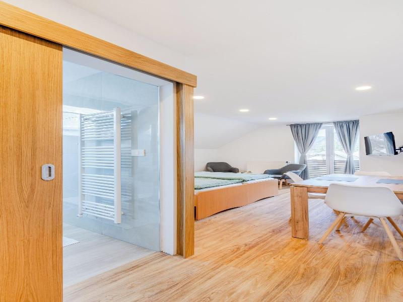 Apartmaji Skok image