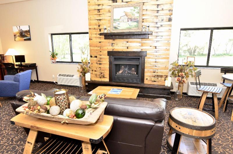 Cobblestone Inn & Suites - Manning image