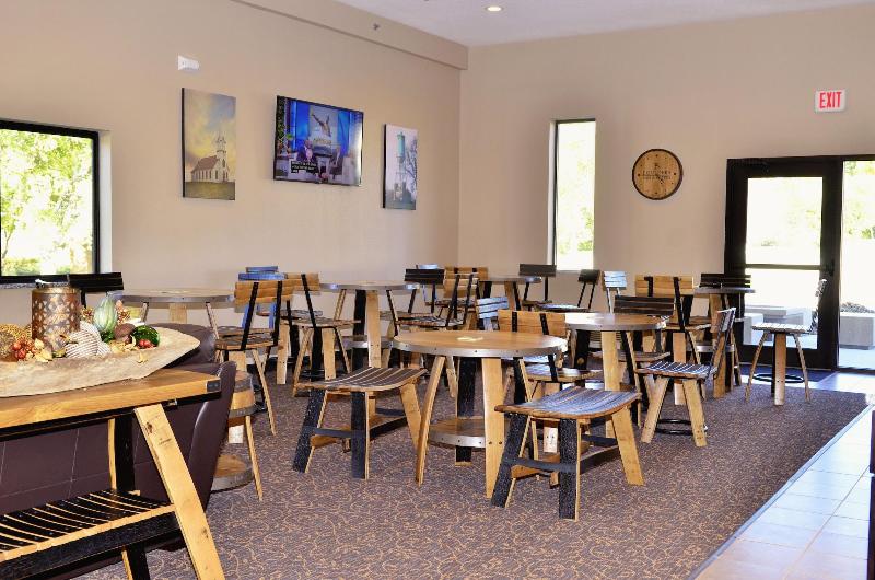 Cobblestone Inn & Suites - Manning image