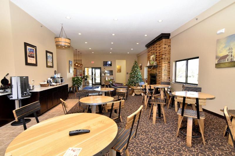 Cobblestone Inn & Suites - Manning image