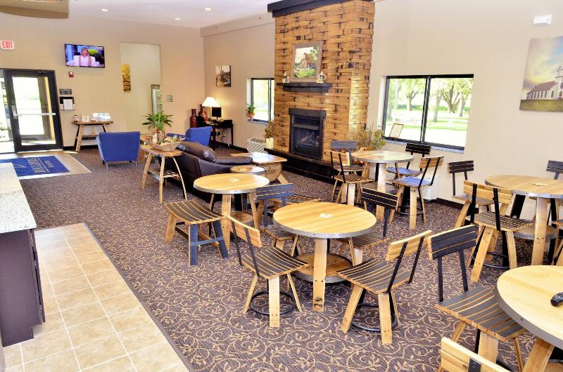 Cobblestone Inn & Suites - Manning image