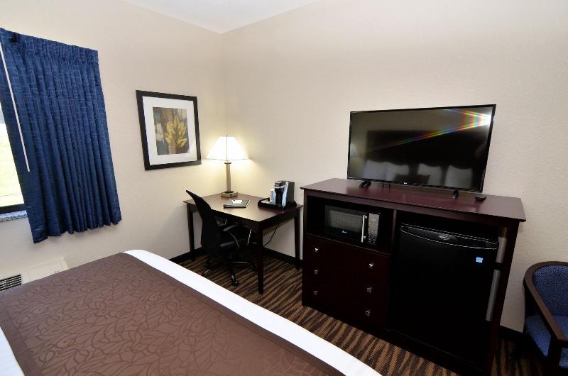 Cobblestone Inn & Suites - Manning image