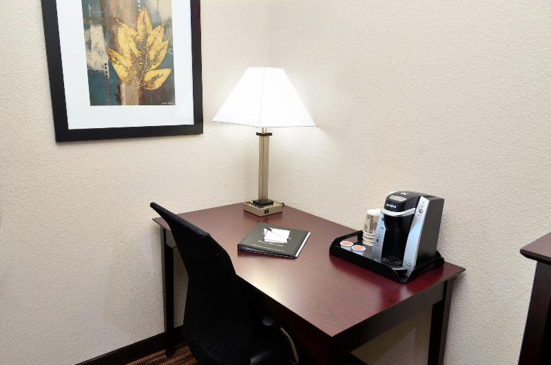 Cobblestone Inn & Suites - Manning image