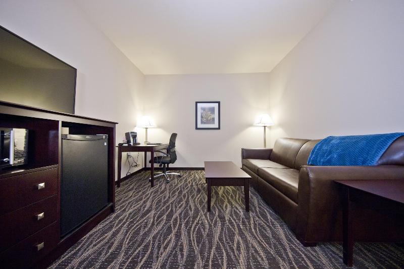 Cobblestone Inn & Suites - Manning image