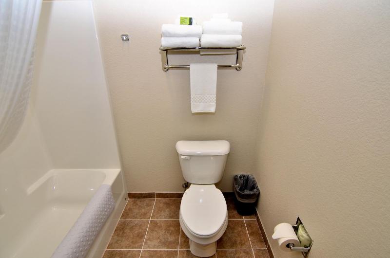 Cobblestone Inn & Suites - Manning image