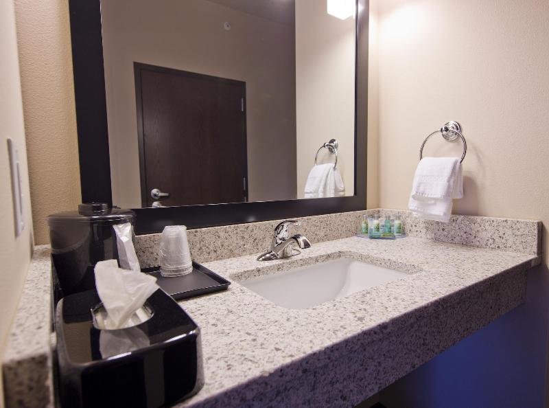 Cobblestone Inn & Suites - Manning image
