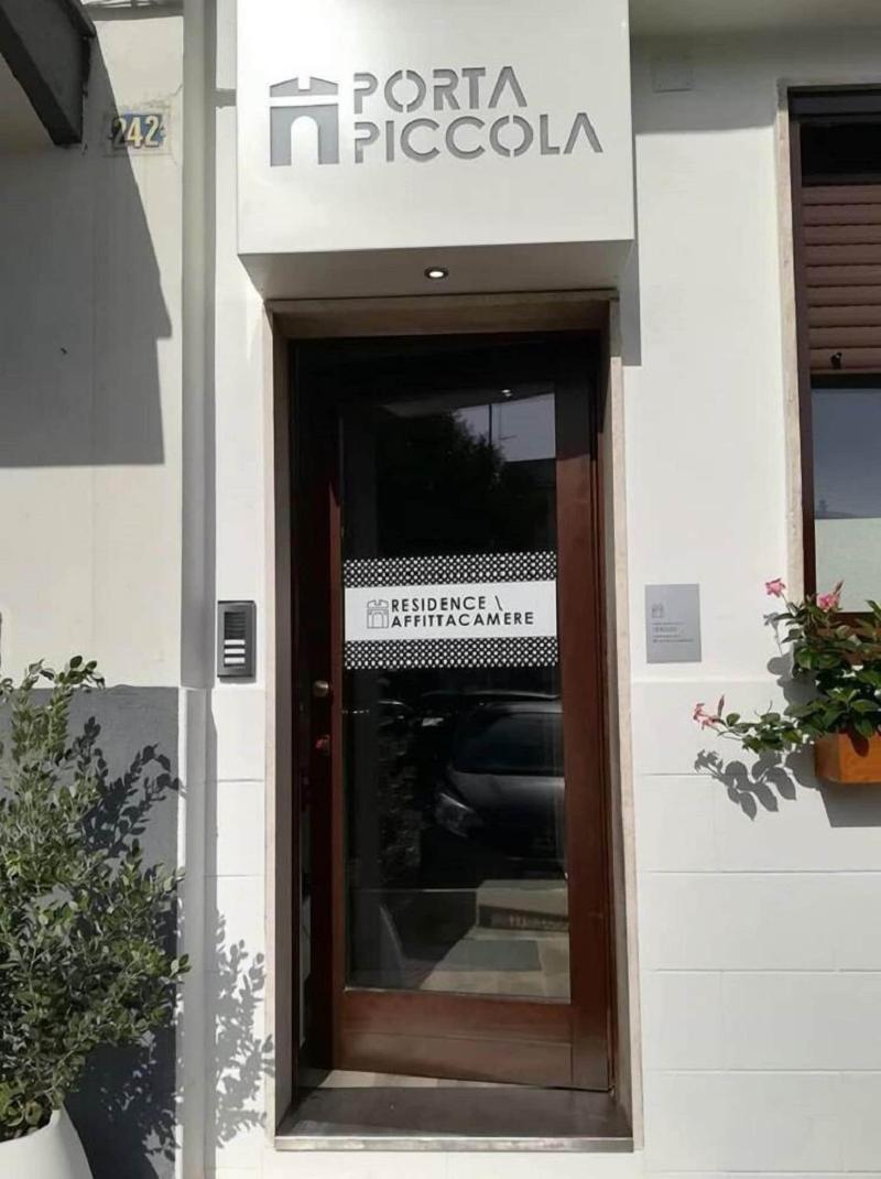 Porta Piccola image