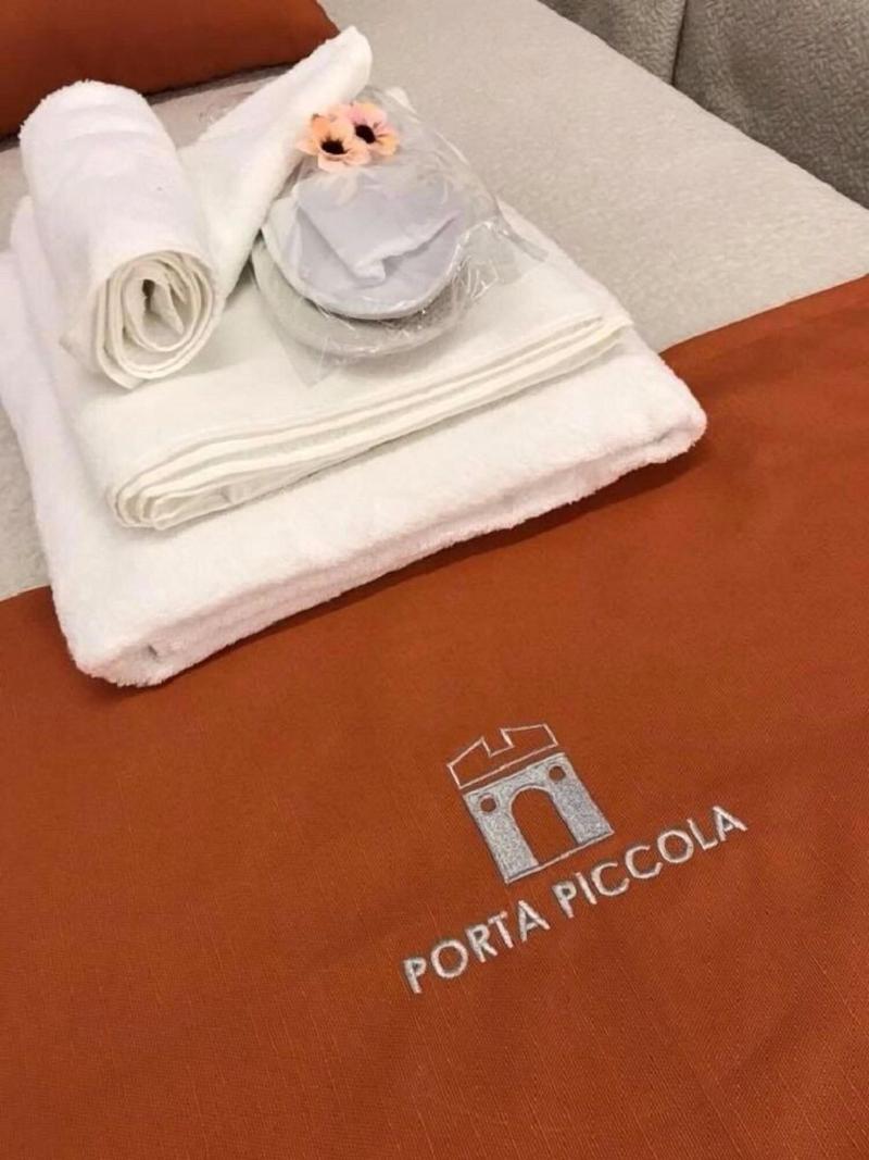 Porta Piccola image