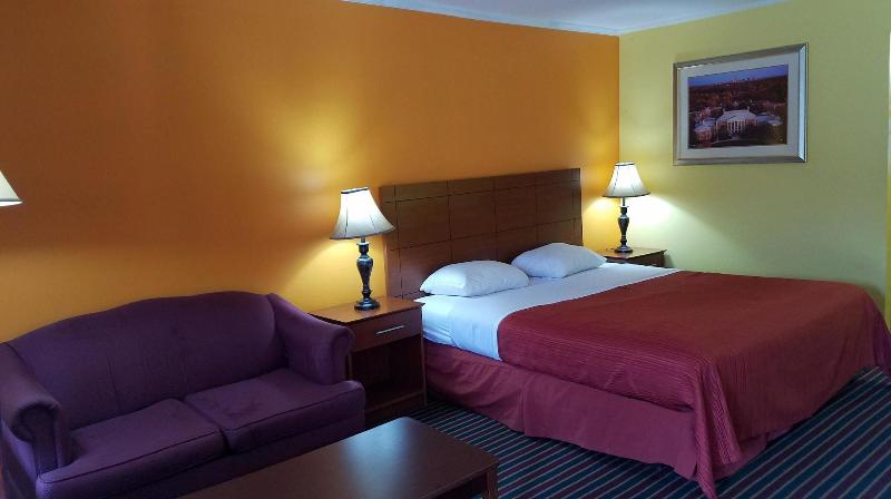Roadway Inn image